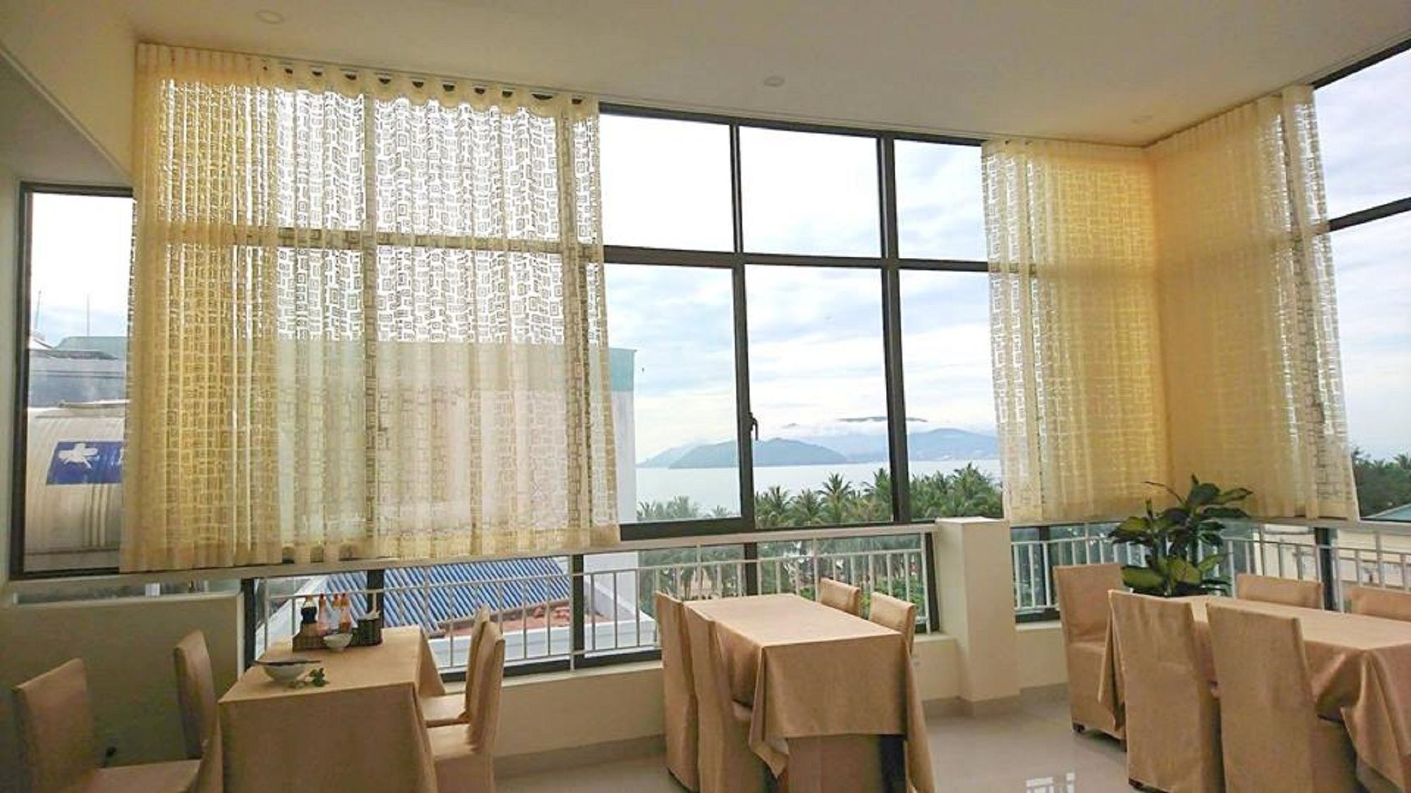 Senkotel Nha Trang Managed By Nest Group Esterno foto